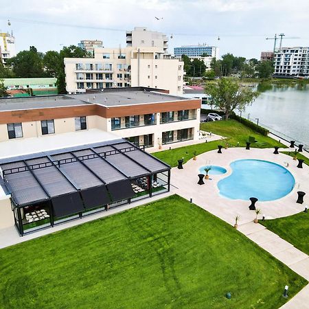 Belinda Hotel Mamaia Adults Only ภายนอก รูปภาพ