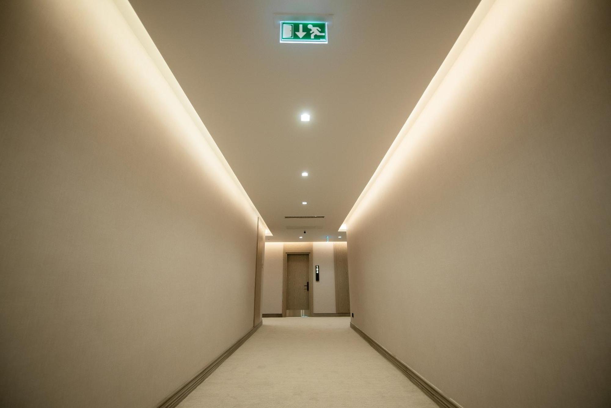 Belinda Hotel Mamaia Adults Only ภายนอก รูปภาพ