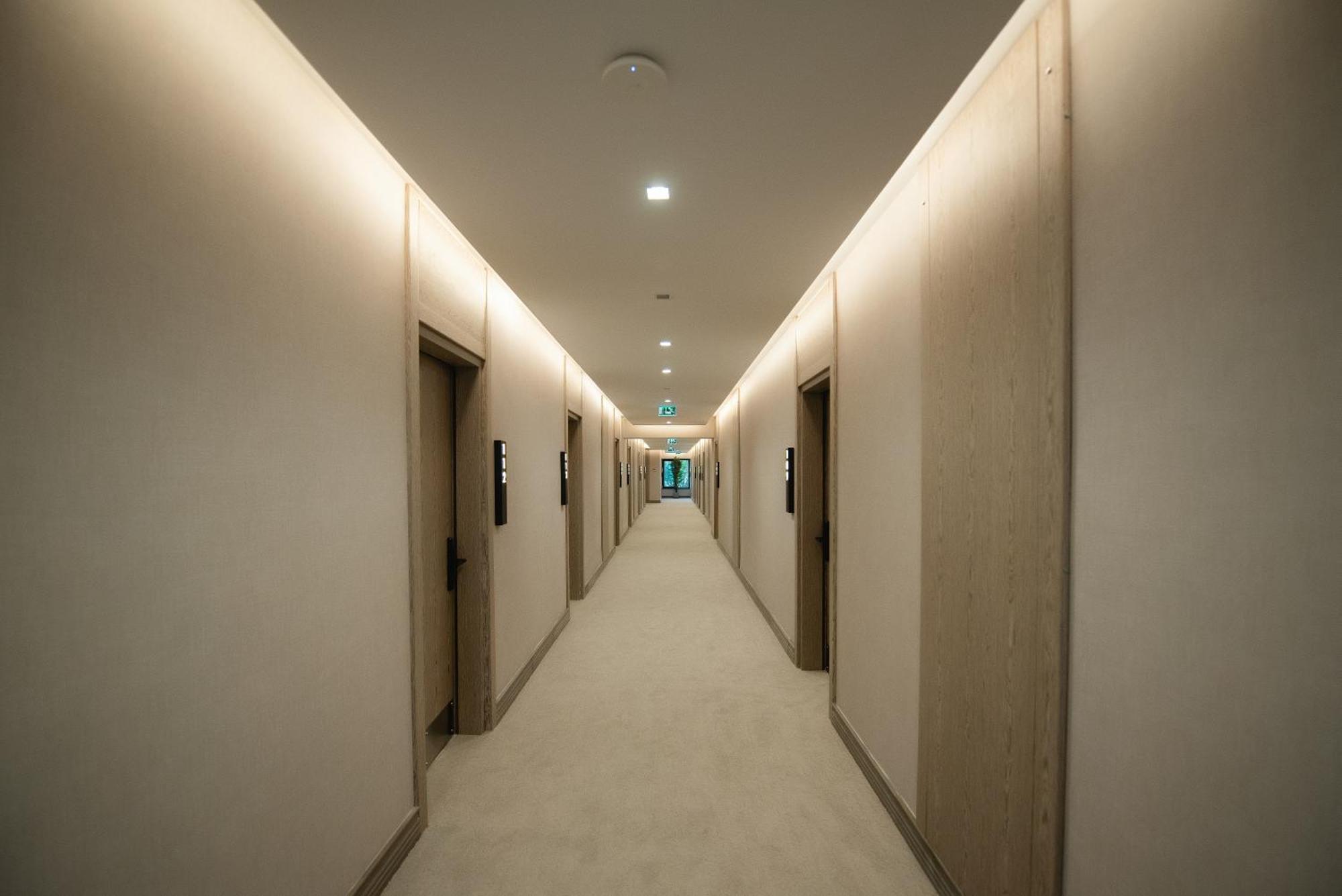 Belinda Hotel Mamaia Adults Only ภายนอก รูปภาพ