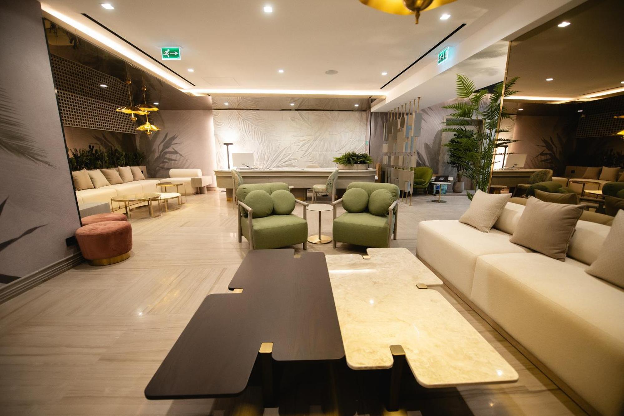 Belinda Hotel Mamaia Adults Only ภายนอก รูปภาพ