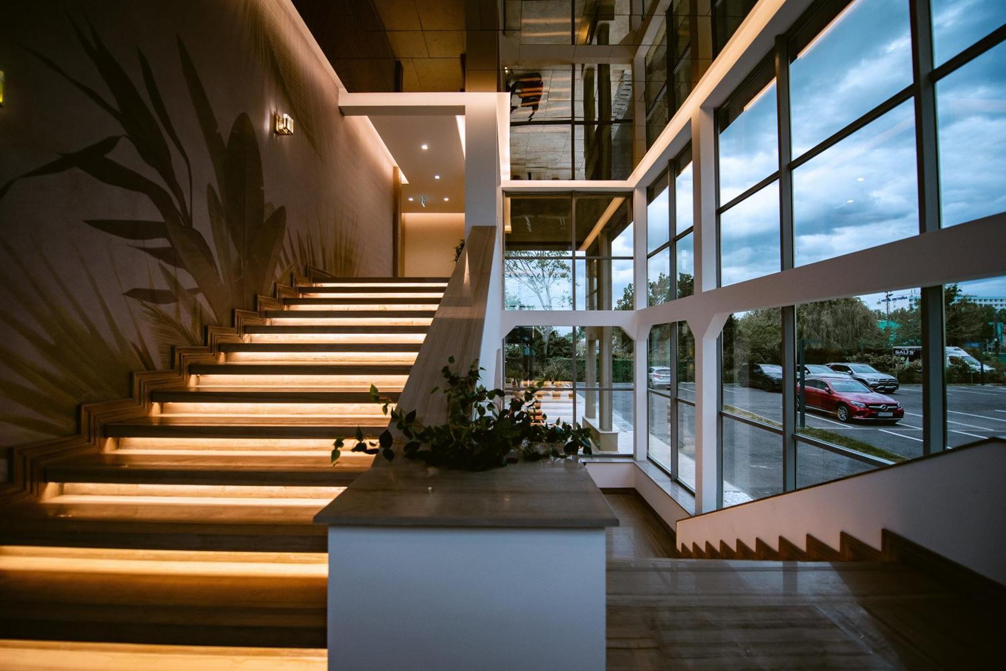 Belinda Hotel Mamaia Adults Only ภายนอก รูปภาพ