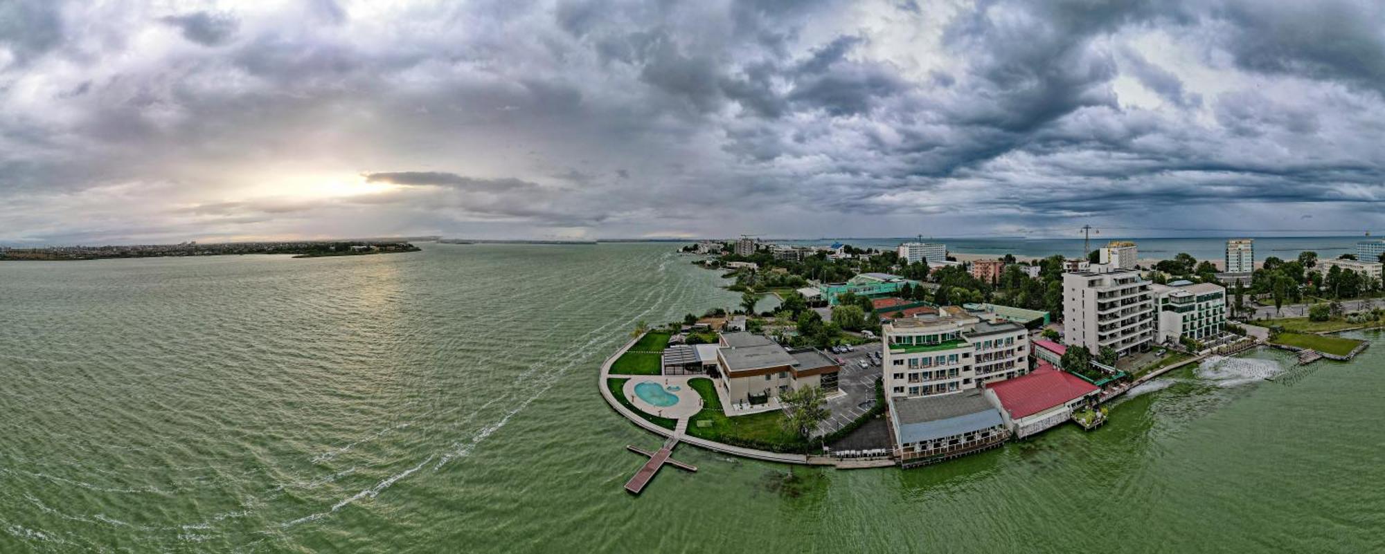 Belinda Hotel Mamaia Adults Only ภายนอก รูปภาพ