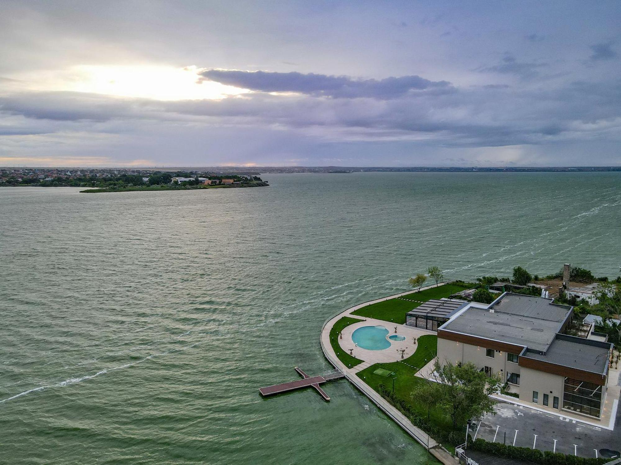 Belinda Hotel Mamaia Adults Only ภายนอก รูปภาพ